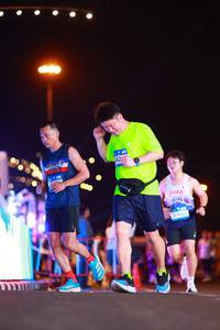 BIB: 
                            <button type="button" onclick="openModal(22999356)" class="btn btn-primary btn-sm float-right btn-popup" data-toggle="modal" data-target=".modal-high-quality">
                        <i class="fas fa-shopping-cart"></i> Add to Cart
                    </button>
                                            <button type="button" onclick="isThisMe(22999356, true)" class="btn btn-success btn-sm float-right btn-popup btn-isme hidden" data-toggle="tooltip" data-placement="bottom" title="นี่คือรูปของคุณใช่ไหม คลิกที่นี่เพื่อเอาเข้าอัลบั้ม">
                        <i class="fas fa-plus"></i> Add to album
                    </button>
                    <button type="button" onclick="isThisMe(22999356, false)" class="btn btn-warning btn-sm float-right btn-popup btn-isnotme hidden">
                        <i class="fas fa-ban"></i> Remove from album
                    </button>